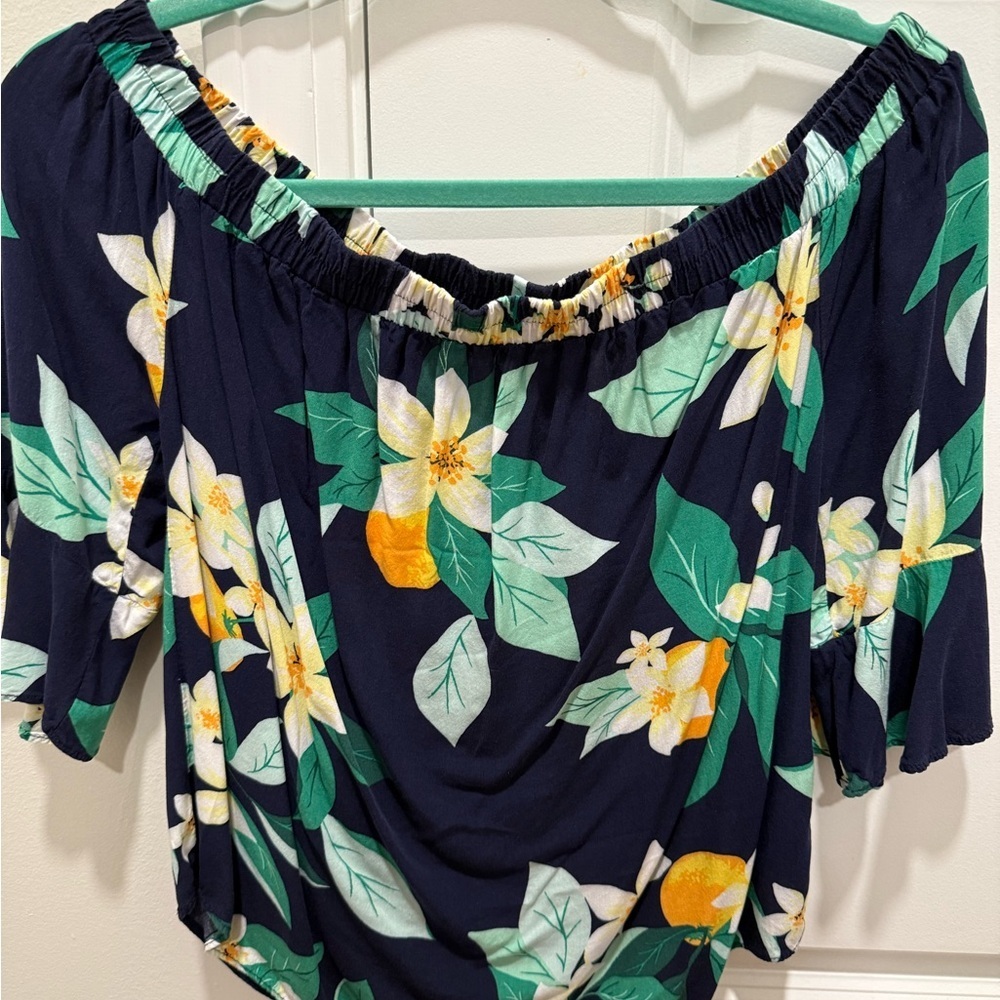 Old Navy Tropical Off-Shoulder Top - Picture 2 of 3